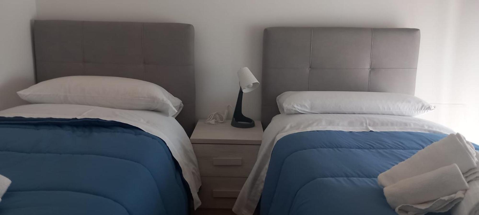 Chung cư 60 m² 2 phòng ngủ, 1 phòng tắm riêng ở Sân Bay Fiumicino Ngoại thất bức ảnh